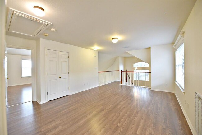 Building Photo - 1803 Jojoba Dr