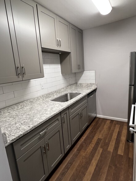 Building Photo - 9021 Gaylord Dr