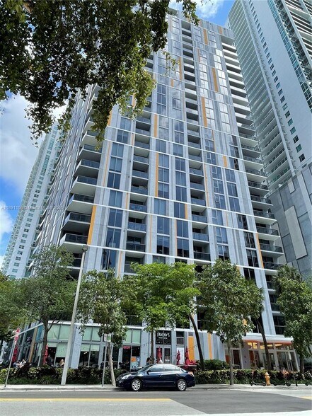 Building Photo - 31 SE 5th St