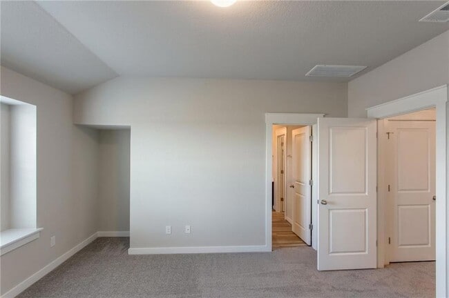 Building Photo - 17303 Leafroller Dr