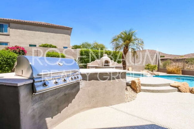 Building Photo - Luxury Living in Scottsdale’s McDowell Mou...