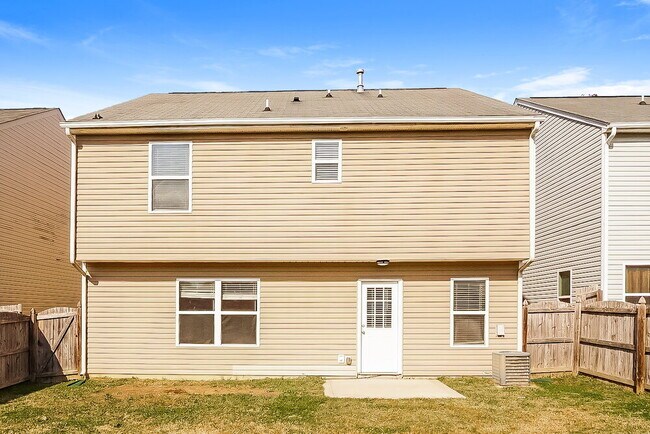 Building Photo - 4617 Esmeralda Drive