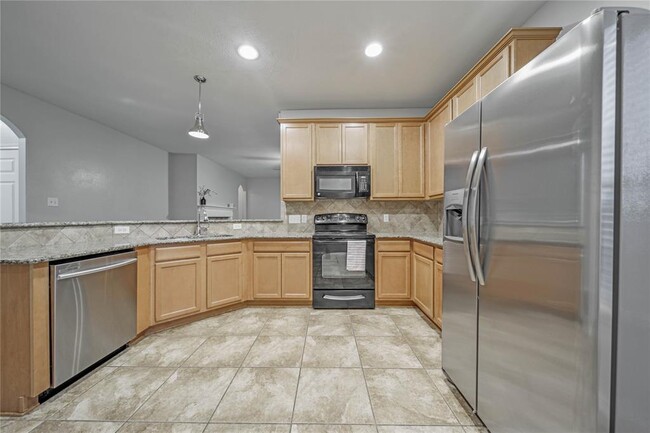 Building Photo - 3630 Avalon Spring Ln