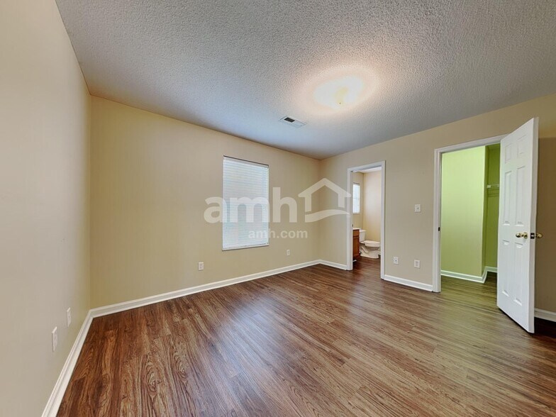 Building Photo - 7809 Bill Keaton Dr