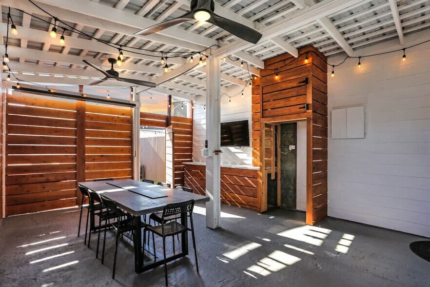 Building Photo - 2538 Fairmount Ave