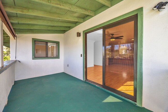 Building Photo - Charming 3BR Makawao Upstairs Home – Bright, Breezy & Move-In Ready