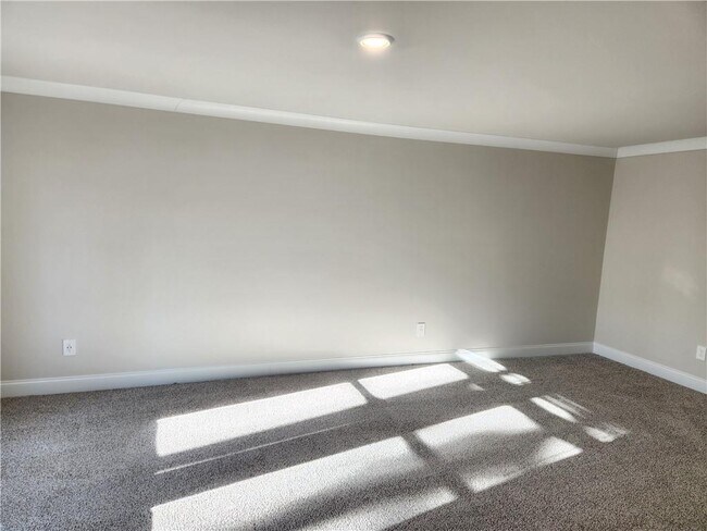 Building Photo - 1398 High Fls Ln