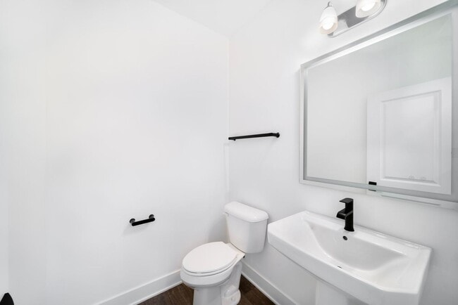 Building Photo - 322 Timberleaf Cir