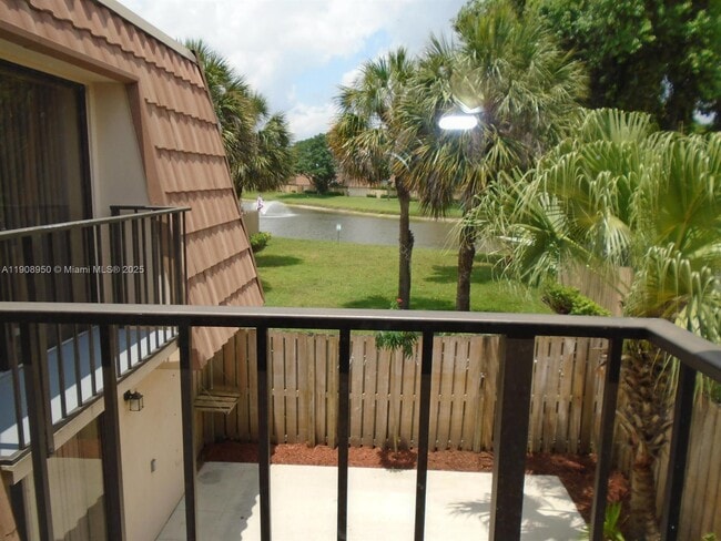 Building Photo - 597 Green Springs Pl