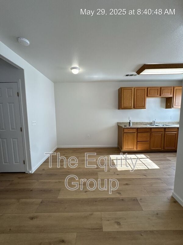Building Photo - 322 S Crespi Ave