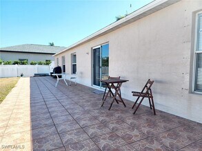 Building Photo - 101 NW 35th Pl