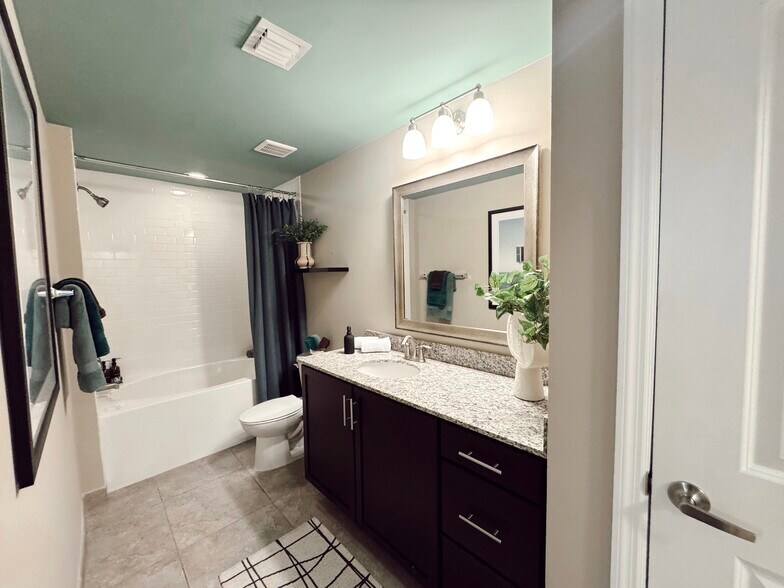 Building Photo - 4351 NW 114th Path