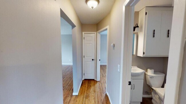 Building Photo - 11365 Stinson Ave