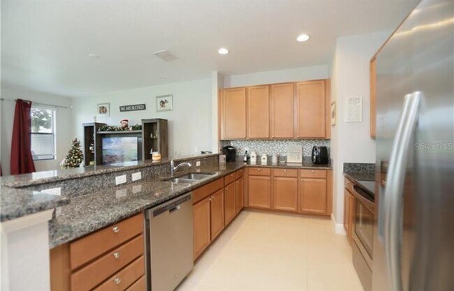 Building Photo - 8340 Kelsall Dr