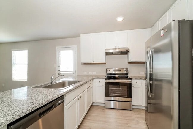 Building Photo - 172 Pasadena Pl