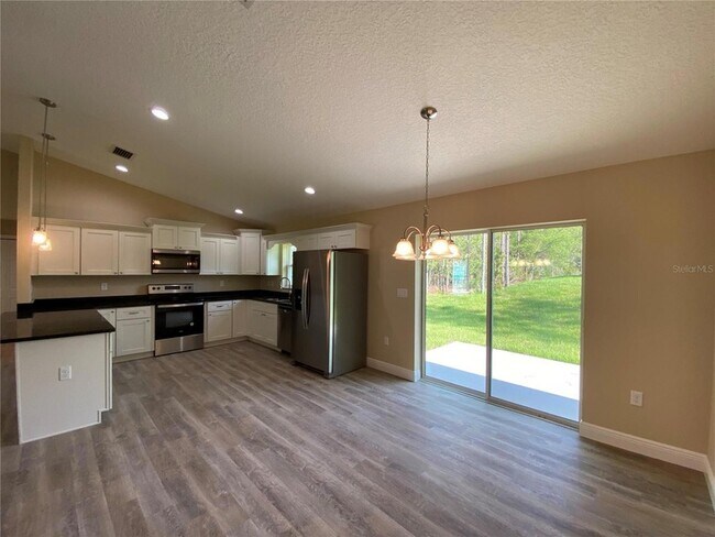 Building Photo - 2810 W Pintado Dr