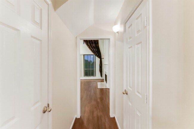 Building Photo - 3931 Shadow Trace Cir