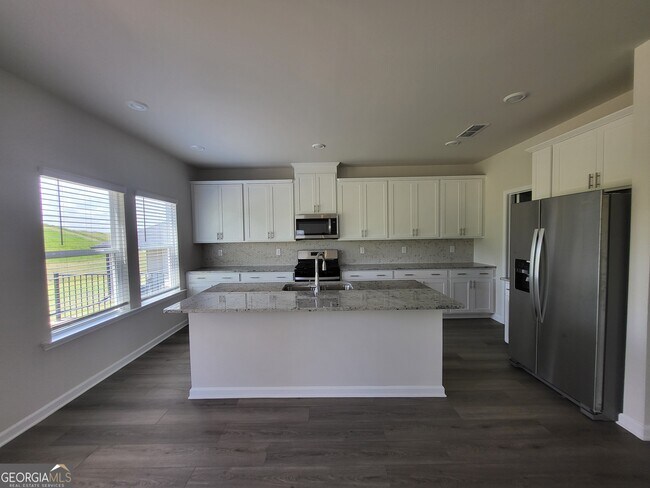 Building Photo - 250 Sope Crk Cir