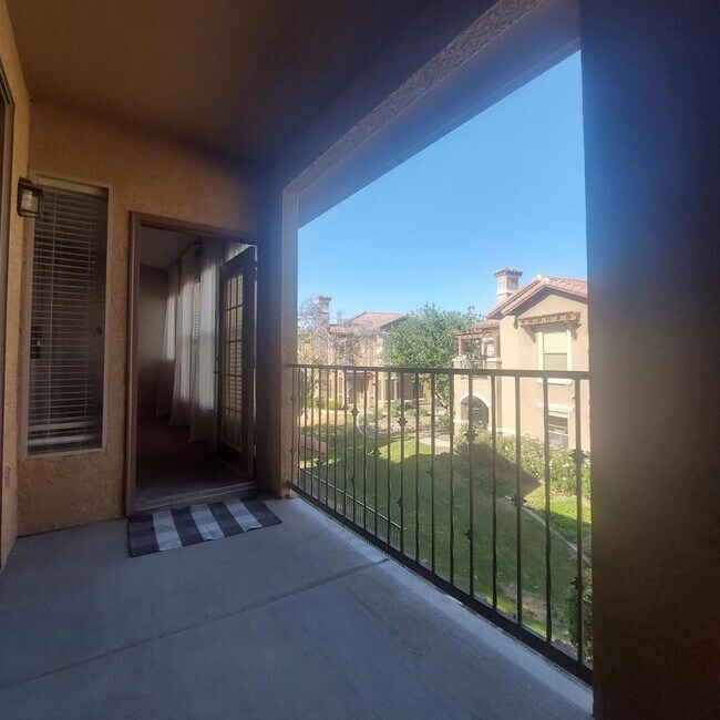 Building Photo - 14250 W Wigwam Blvd