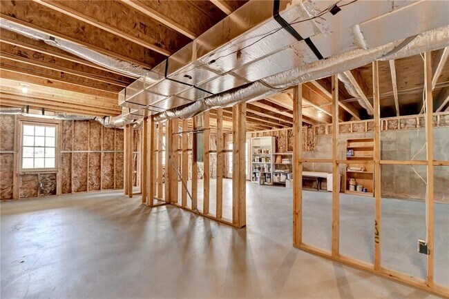 Building Photo - 6415 Sterling Dr