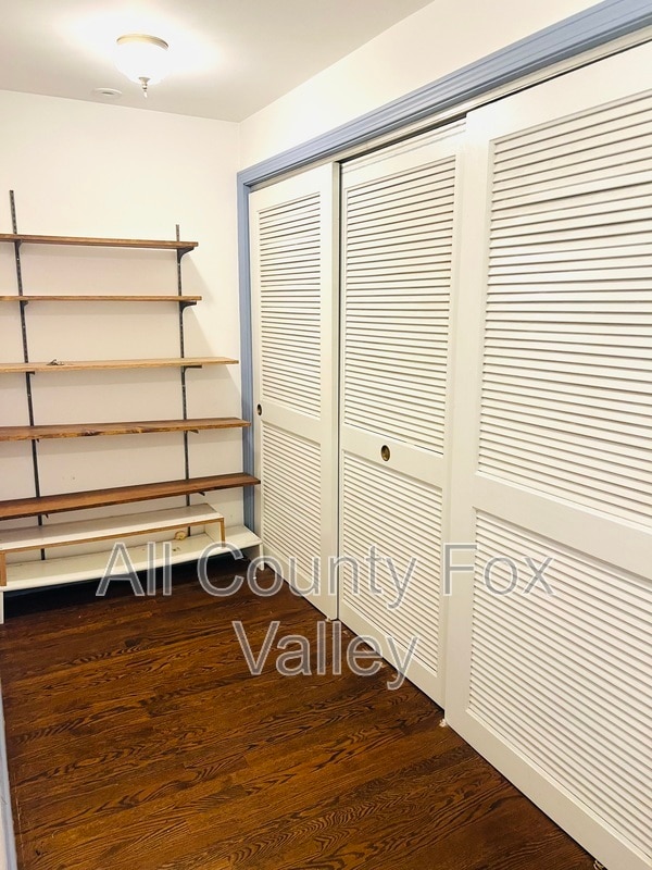 Building Photo - 762 E Hillside Ave