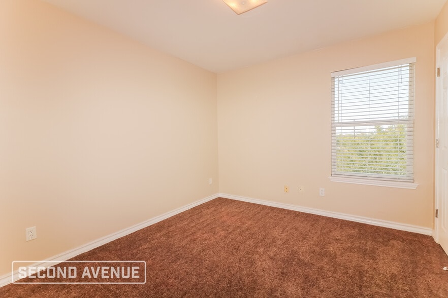 Building Photo - 1968 Westwood Dr