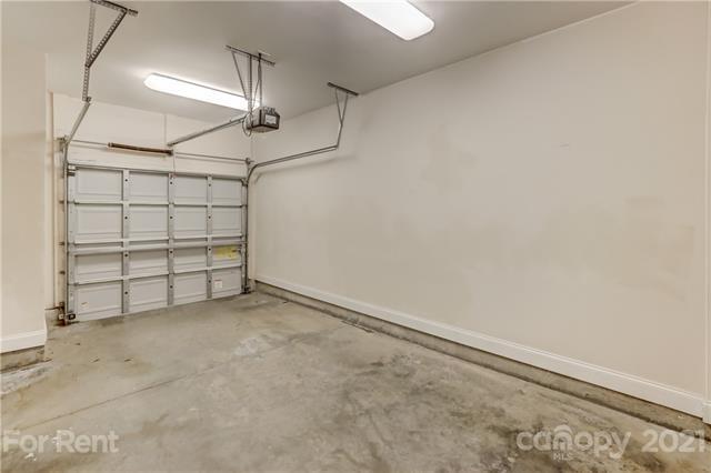 Building Photo - 1162 Dean Hall Lane