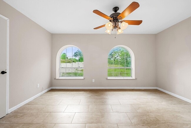 Building Photo - 24369 Bingham Creek Rd