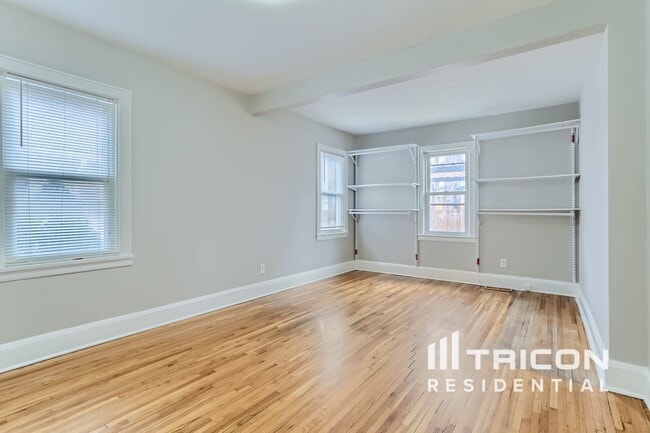 Building Photo - 4849 Xerxes Ave S
