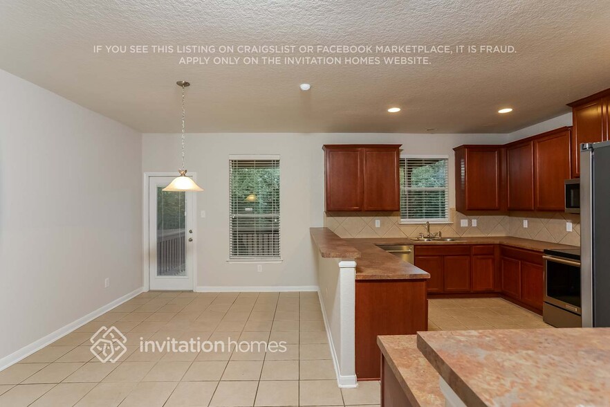 Building Photo - 4807 Barboli St