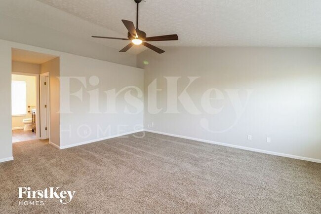 Building Photo - 2 Pebblestone Ct