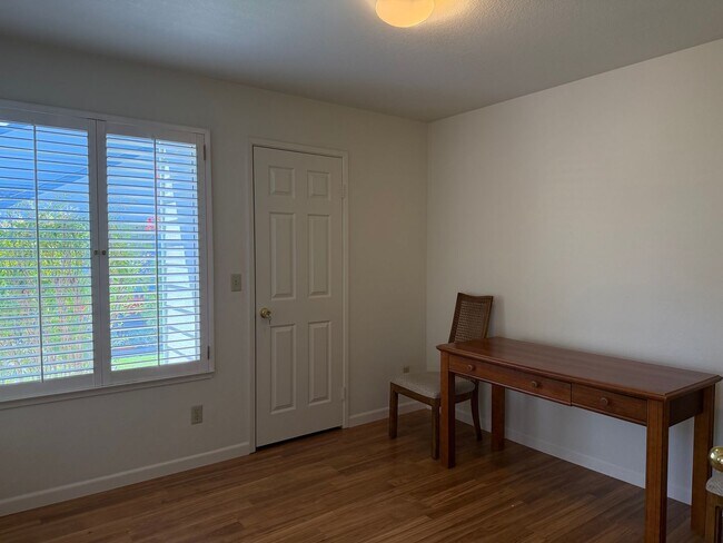 Building Photo - 3813 Pasadena Ave