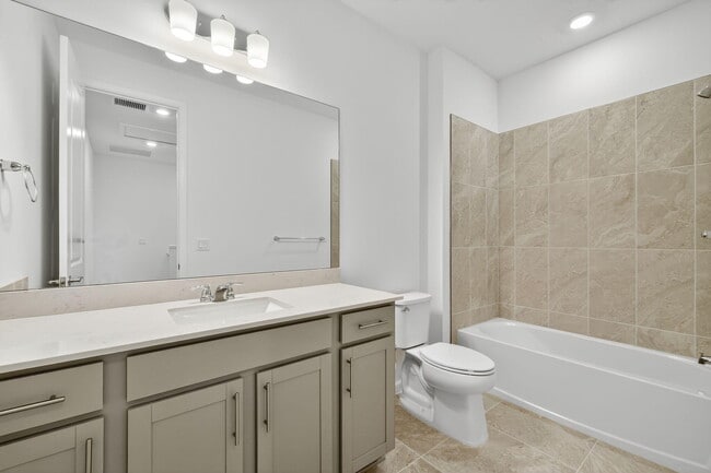 Building Photo - 2880 SE Federal Hwy