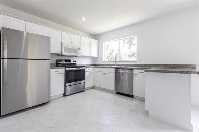 Building Photo - 7164 Gama Ct