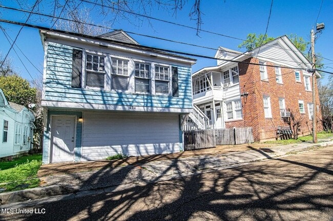 Building Photo - 424 Barksdale St