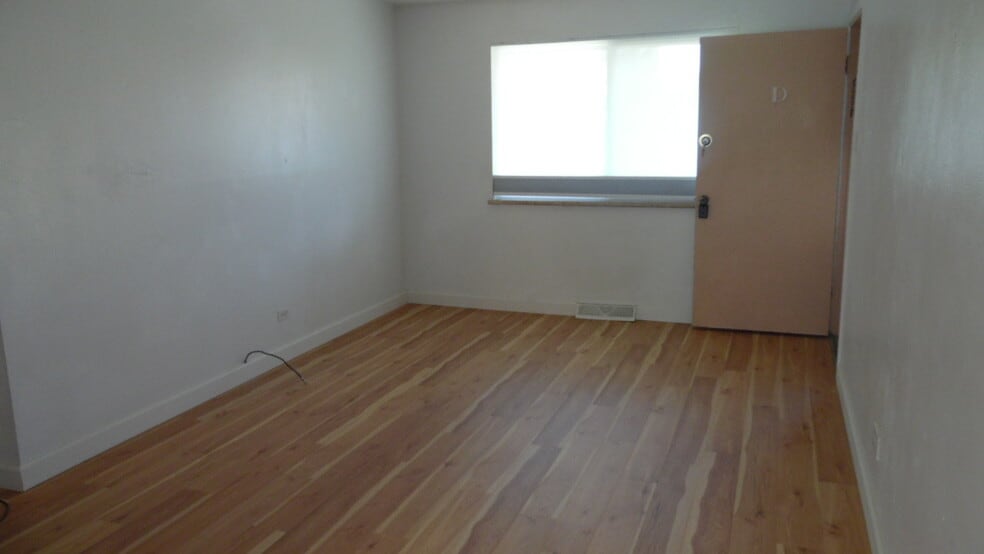 Building Photo - 720 Miller Ct
