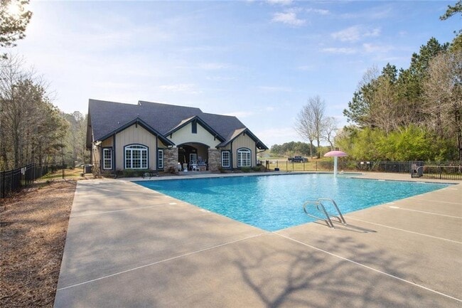 Building Photo - 1947 Lakeshore Overlook Cir NW