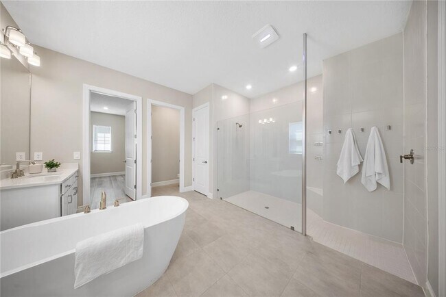 Building Photo - 10199 Brocksport Cir