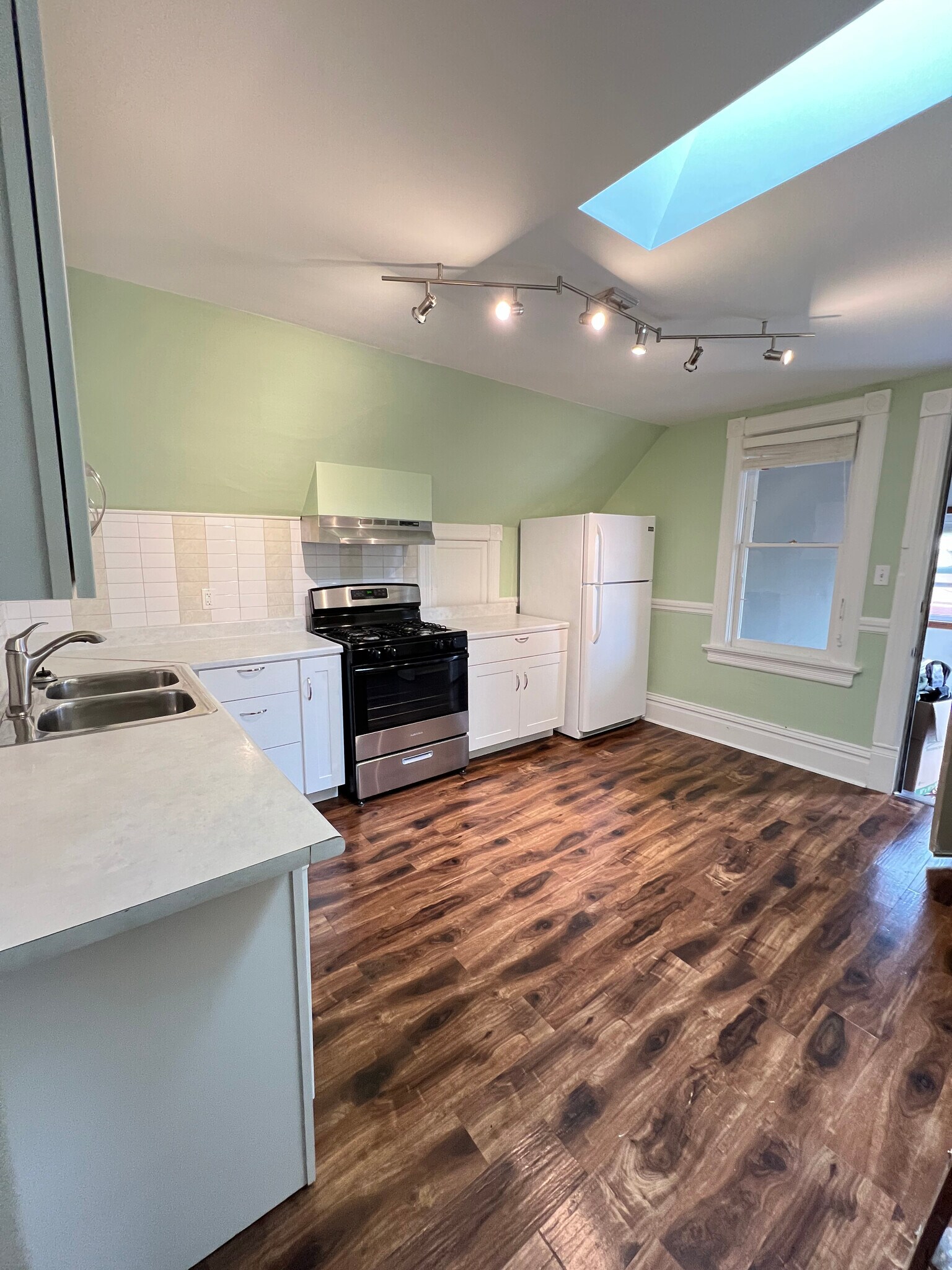 Kitchen - 2048 S Layton Blvd
