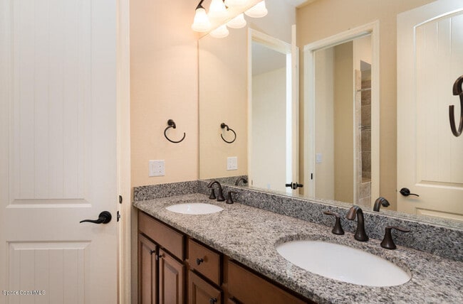 Building Photo - 3051 Tryall Ct