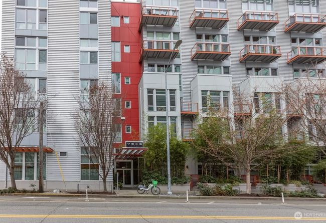 Building Photo - Veer Lofts Condominiums - South Lake Union