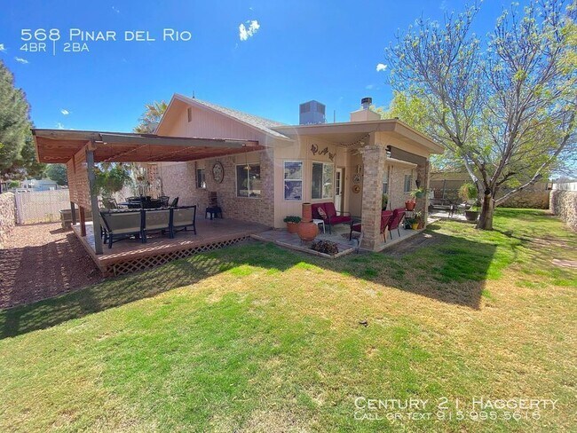 Building Photo - 568 Pinar Del Rio Dr