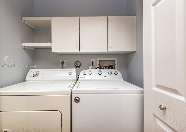 Building Photo - 16061 Emerald Cove Rd