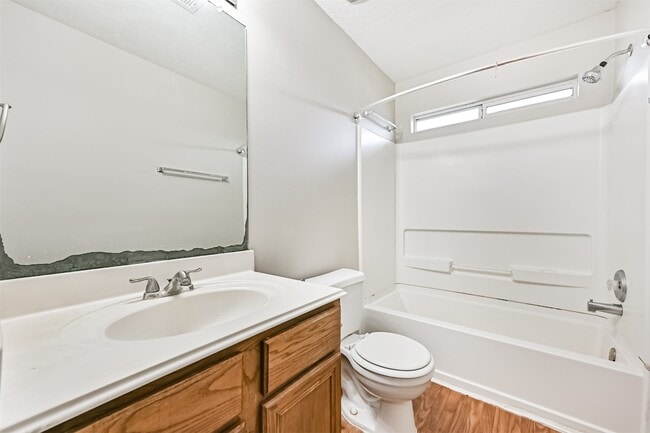Building Photo - 4714 Montclair Hill Ln
