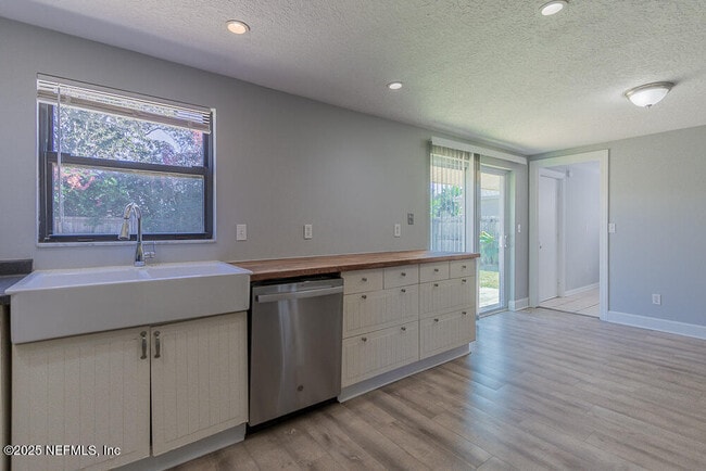 Building Photo - 43 Millie Dr