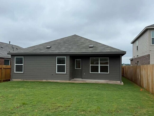 Building Photo - 216 Herald Dr