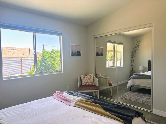 Building Photo - Rare Opportunity for Spacious, Modern Sout...