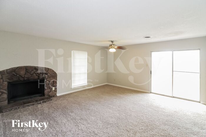 Building Photo - 6635 Wesfield Cove