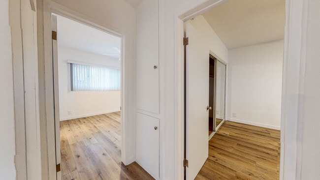 Building Photo - 16721 Sherman Way