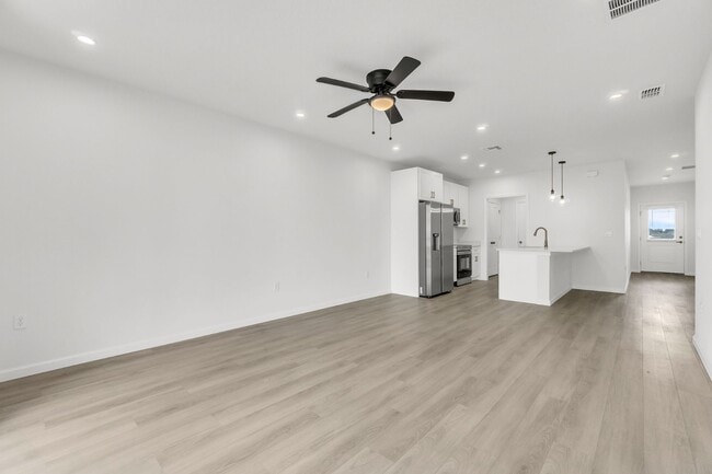 Building Photo - 2539 Slim Haywood Ave